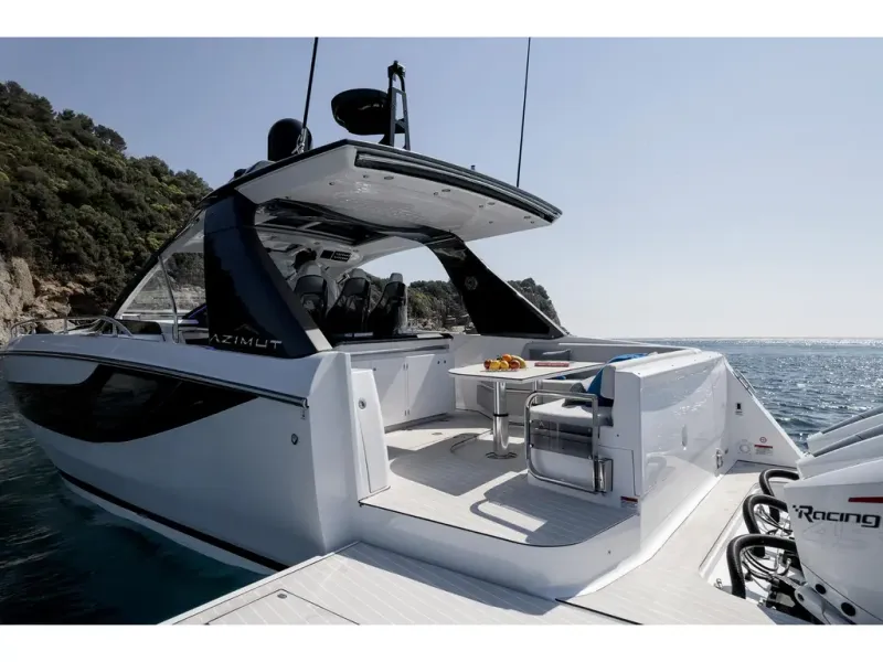 Slide: The Image of Azimut Verve 42 2026 - 19