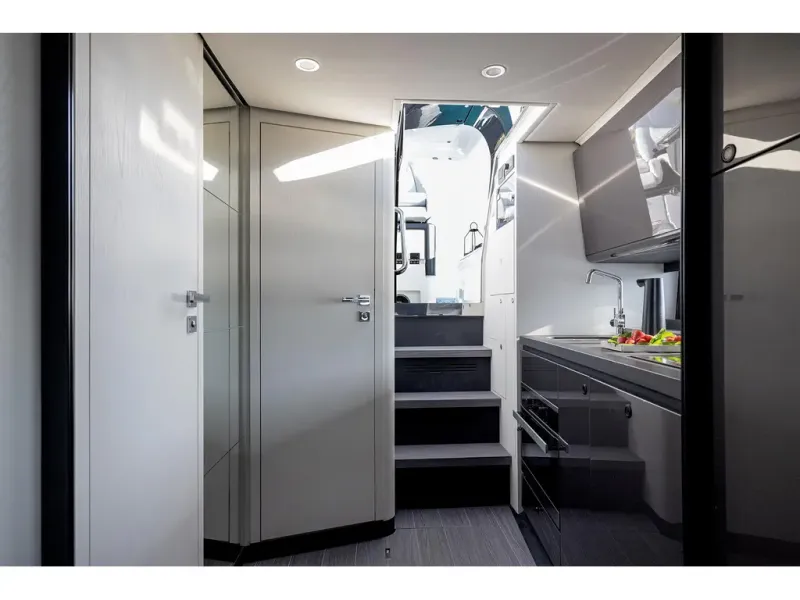 Slide: The Image of Azimut Verve 42 2026 - 23