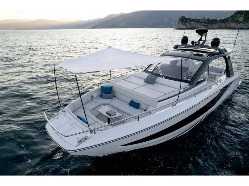 Slide: The Image of Azimut Verve 42 2026 - 28