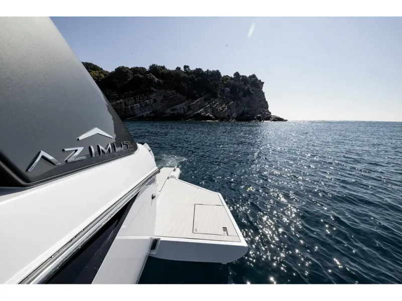 Slide: The Image of Azimut Verve 42 2026 - 34