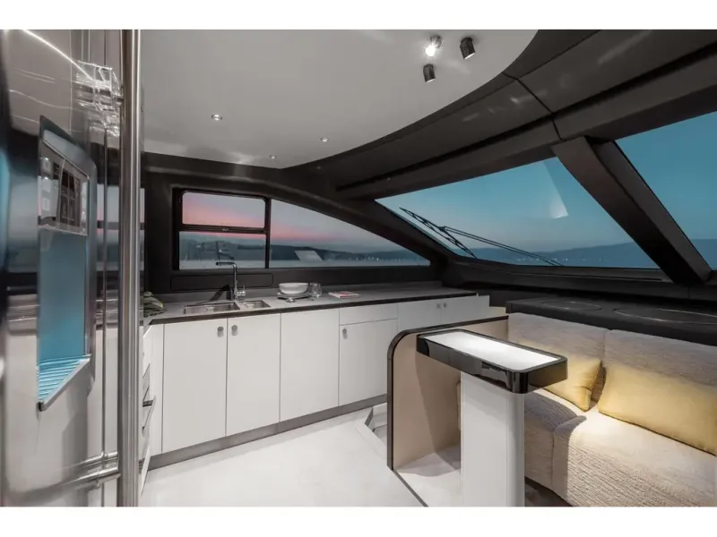 Slide: The Image of Azimut FLY 78 2026 - 17