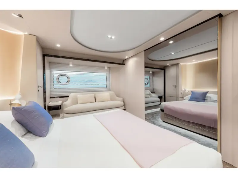 Slide: The Image of Azimut FLY 78 2026 - 23