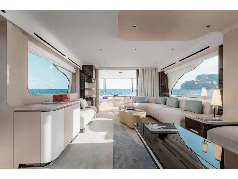 Slide: The Image of Azimut FLY 78 2026 - 29