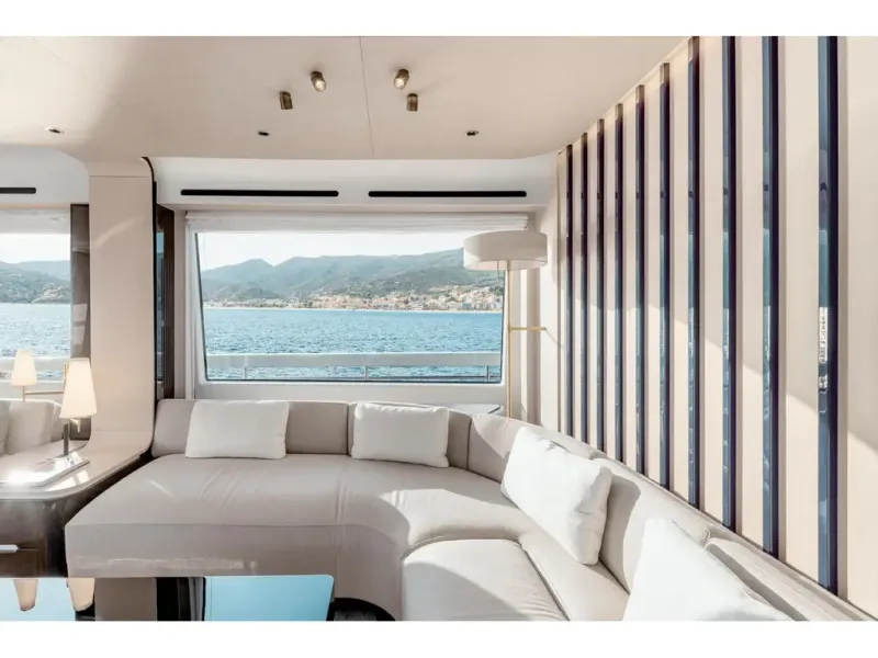 Slide: The Image of Azimut FLY 78 2026 - 31