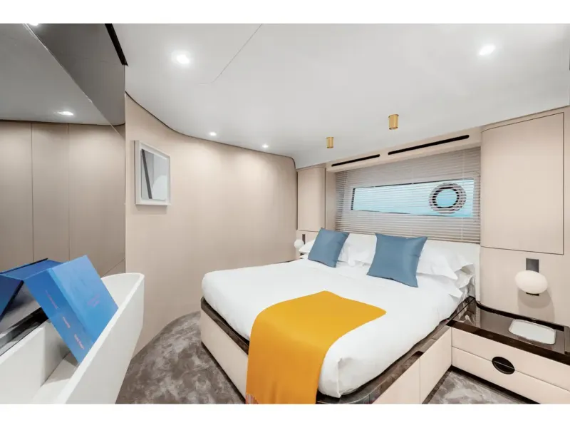 Slide: The Image of Azimut FLY 78 2026 - 36