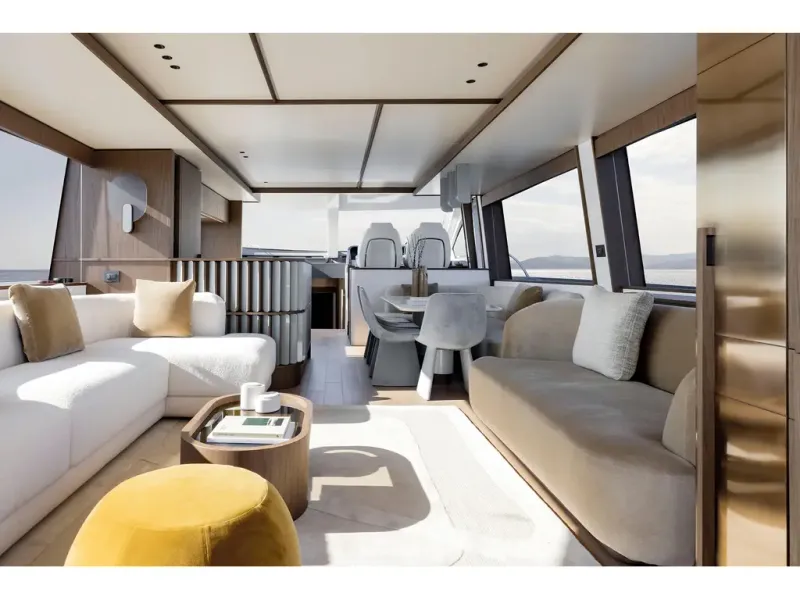 Slide: The Image of Azimut FLY 72 2026 - 49