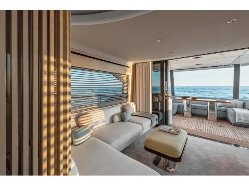 Slide: The Image of Azimut FLY 68 2026 - 47