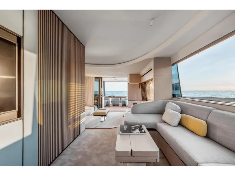 Slide: The Image of Azimut FLY 68 2026 - 48