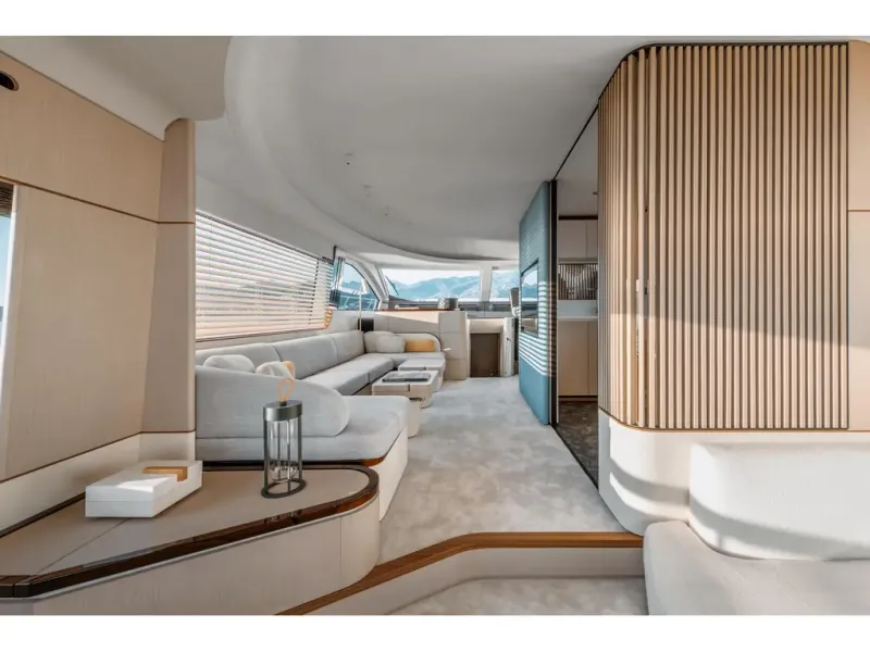 Slide: The Image of Azimut FLY 68 2026 - 49