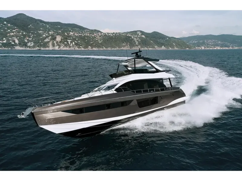 Slide: The Image of Azimut FLY 68 2026 - 5