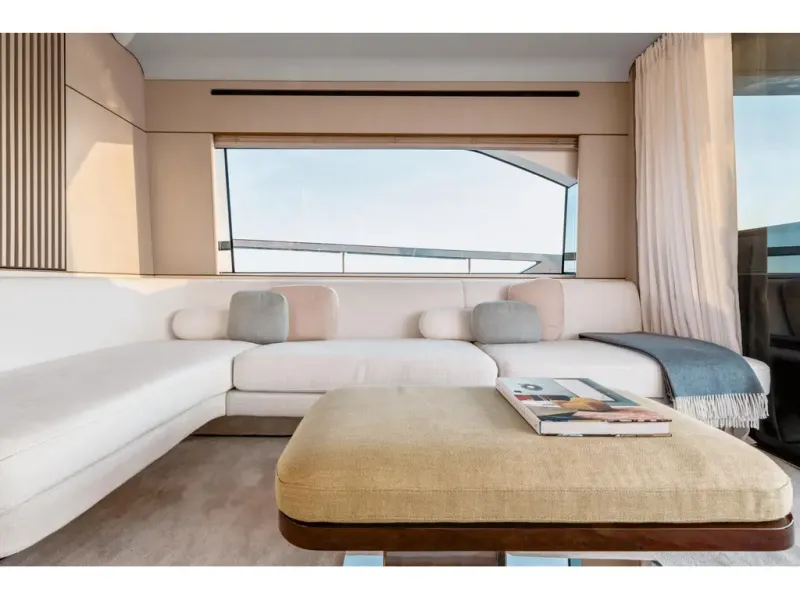 Slide: The Image of Azimut FLY 68 2026 - 50