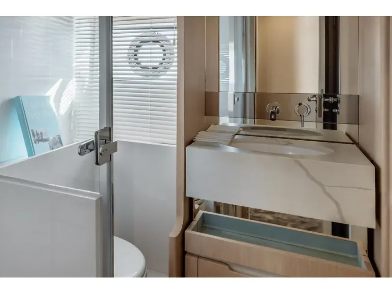 Slide: The Image of Azimut FLY 68 2026 - 53