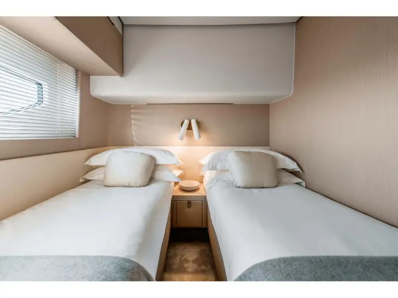 Slide: The Image of Azimut FLY 68 2026 - 54