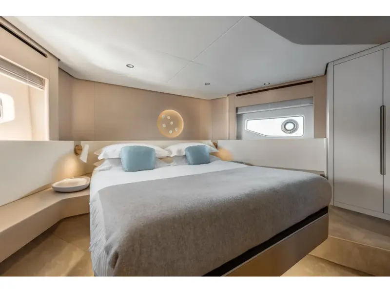 Slide: The Image of Azimut FLY 68 2026 - 55