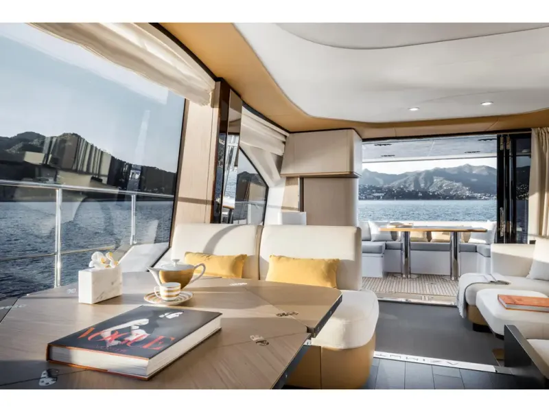 Slide: The Image of Azimut FLY 60 2026 - 32