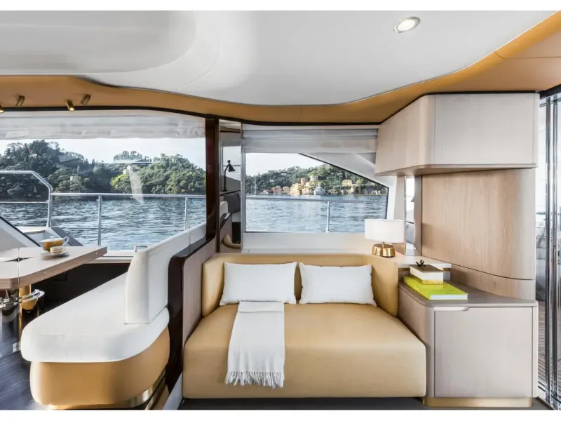 Slide: The Image of Azimut FLY 60 2026 - 35