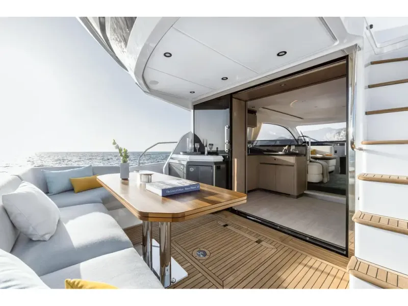 Slide: The Image of Azimut FLY 53 2026 - 13