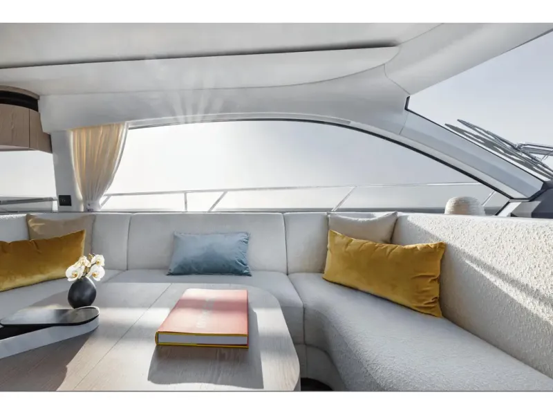 Slide: The Image of Azimut FLY 53 2026 - 16