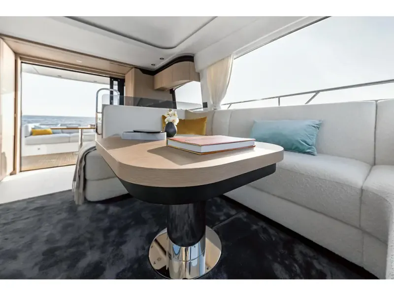 Slide: The Image of Azimut FLY 53 2026 - 17