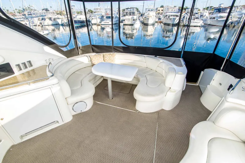 Slide: The Image of Cruisers Yachts 5470 2004 - 31