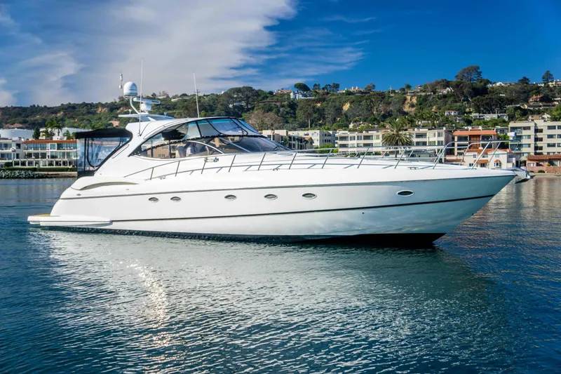 Slide: The Image of Cruisers Yachts 5470 2004 - 35
