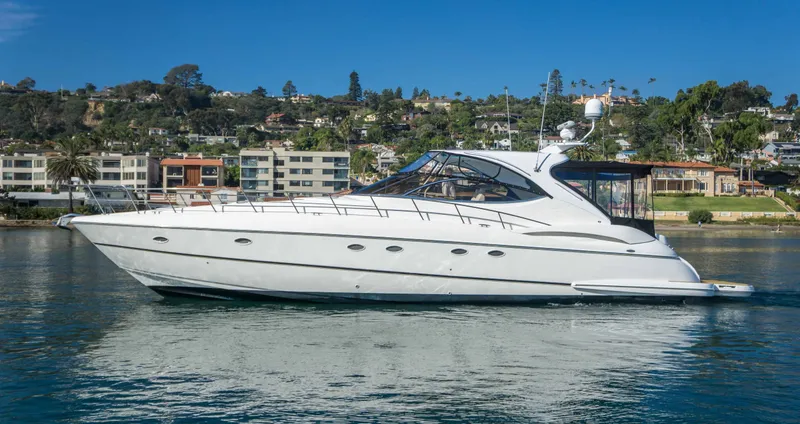 Slide: The Image of Cruisers Yachts 5470 2004 - 41
