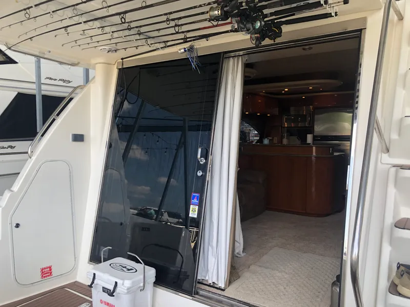 Slide: The Image of Meridian 580 Pilothouse 2007 - 41