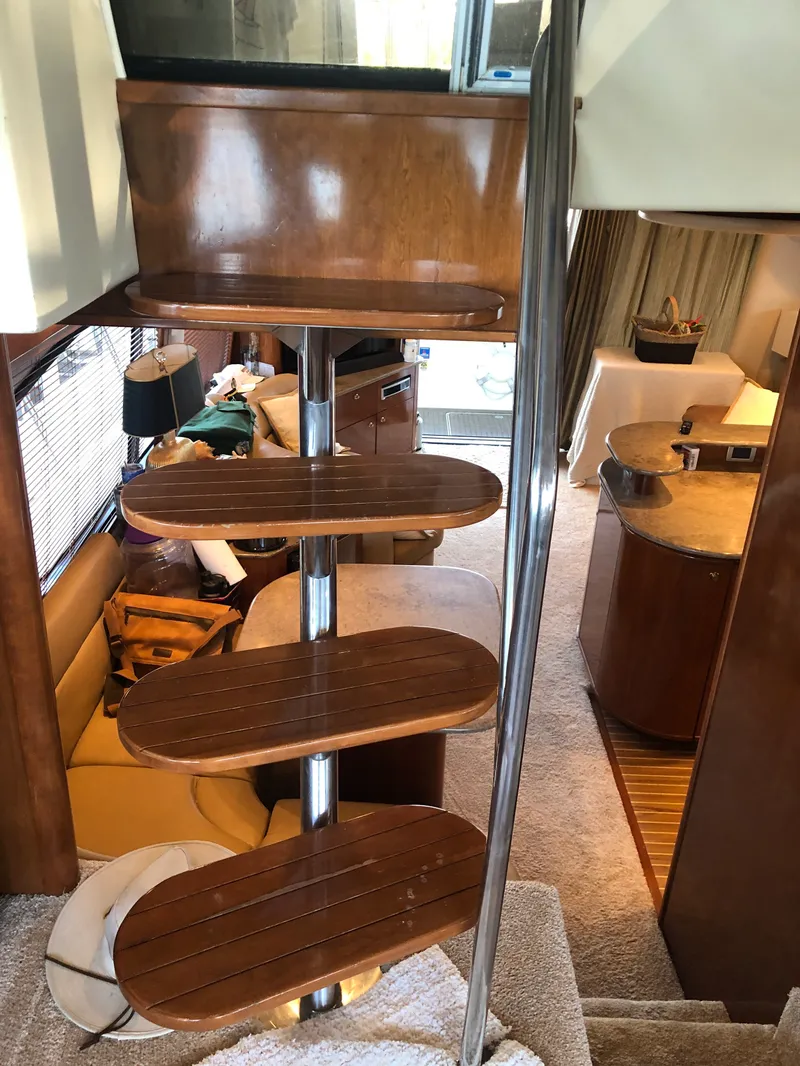 Slide: The Image of Meridian 580 Pilothouse 2007 - 48