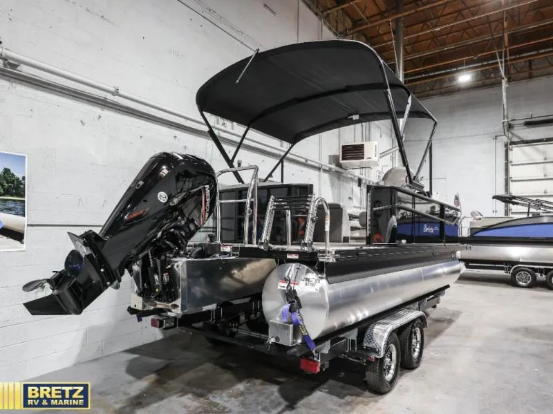 Slide: The Image of Barletta Boats A20L 2026 - 4