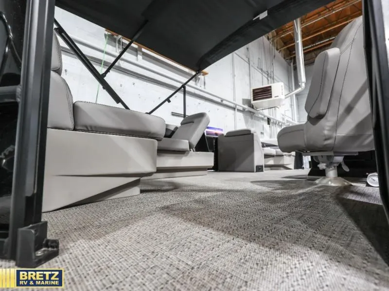 Slide: The Image of Barletta Boats A20L 2026 - 7
