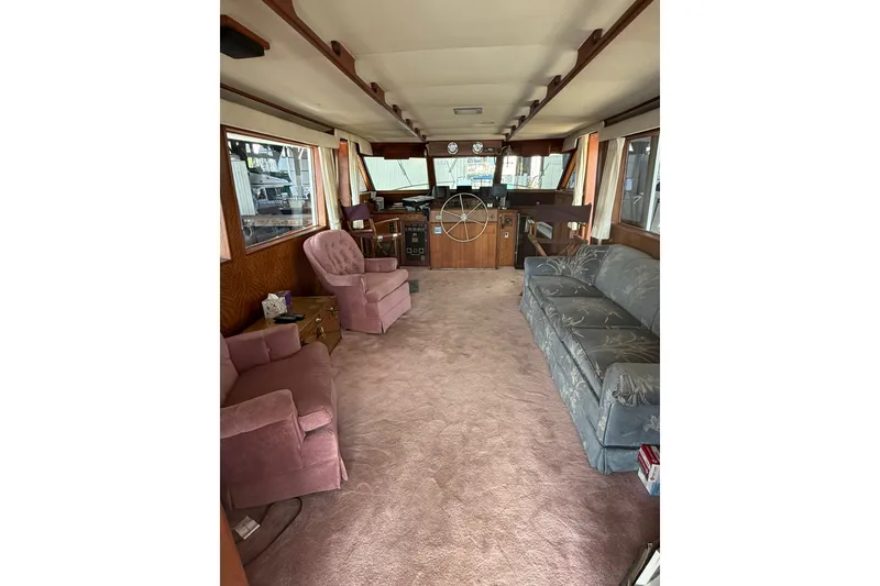 Slide: The Image of Hatteras 58 Cockpit Motor Yacht 1974 - 2