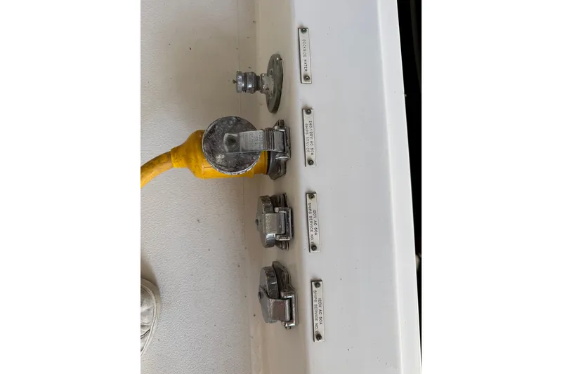 Slide: The Image of Hatteras 58 Cockpit Motor Yacht 1974 - 36