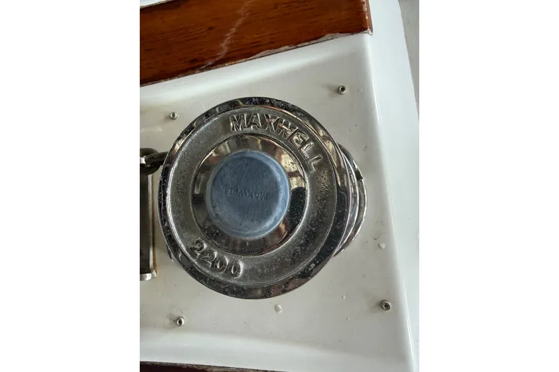 Slide: The Image of Hatteras 58 Cockpit Motor Yacht 1974 - 35
