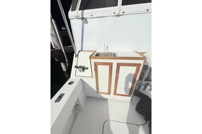Slide: The Image of Hatteras 58 Cockpit Motor Yacht 1974 - 18