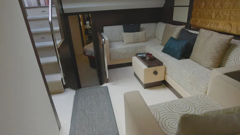 Slide: The Image of AZIMUT 62S 2008 - 12