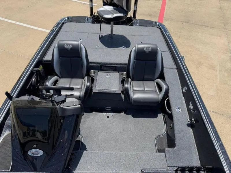 Slide: The Image of Phoenix Bass Boat 921 Elite II 2022 - 24