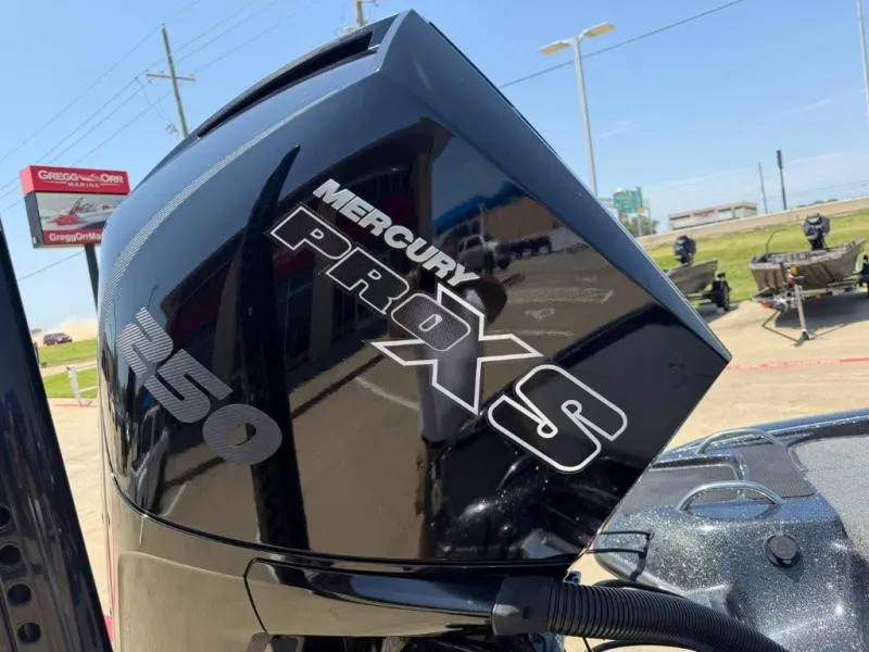 Slide: The Image of Phoenix Bass Boat 921 Elite II 2022 - 17