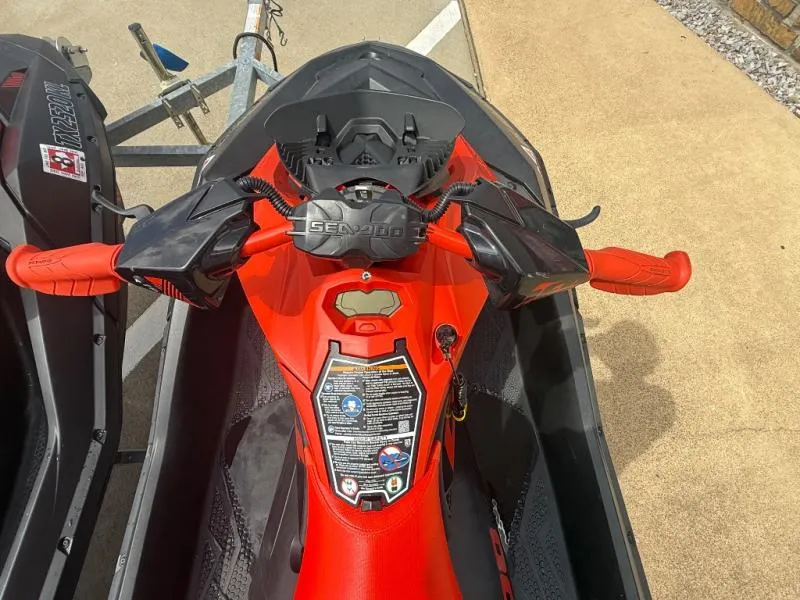 Slide: The Image of Sea-Doo SPARK TRIXX 2022 - 2