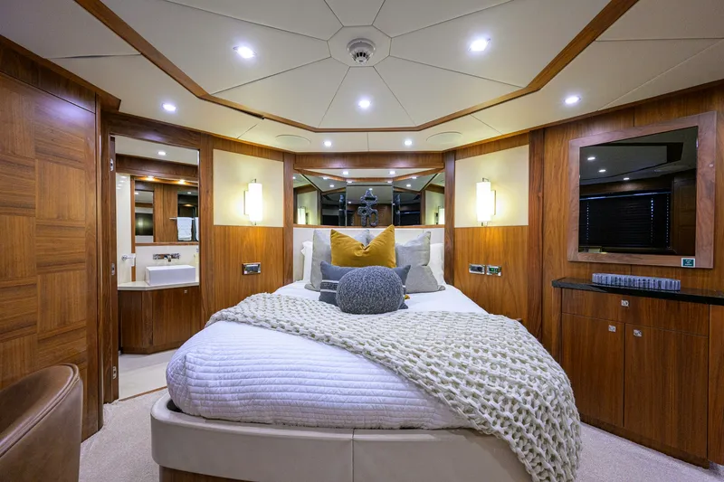 Slide: The Image of Sunseeker 122 2009 - 24