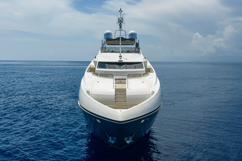 Slide: The Image of Sunseeker 122 2009 - 46