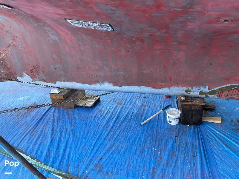 Slide: The Image of Prepping for bottom paint 2021 - 9317788