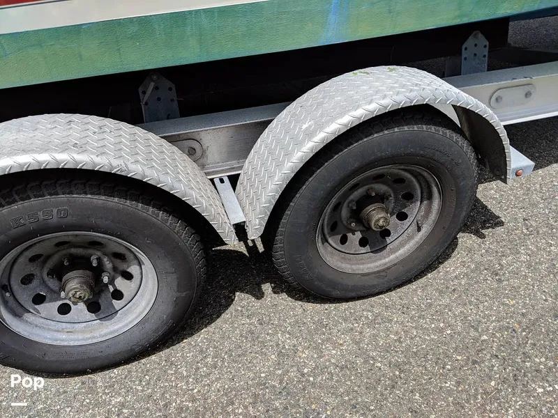 Slide: The Image of Boston Whaler 240 Outrage 2004 - 4853526