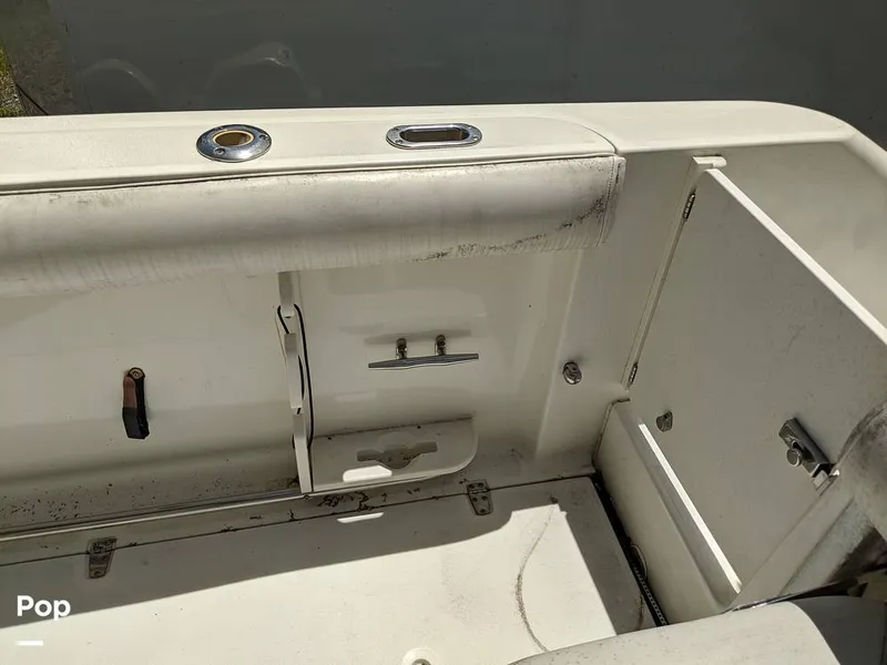 Slide: The Image of Boston Whaler 240 Outrage 2004 - 4853650