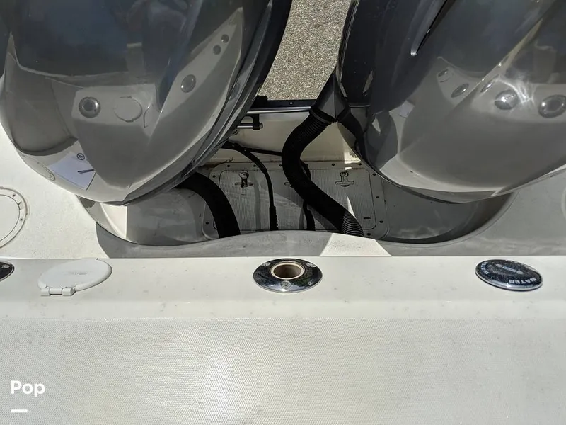 Slide: The Image of Boston Whaler 240 Outrage 2004 - 4853641