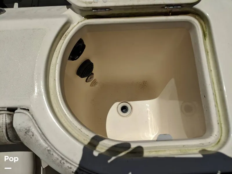 Slide: The Image of Boston Whaler 240 Outrage 2004 - 4853681