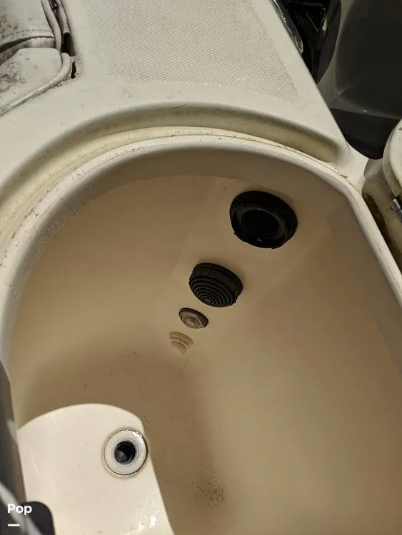 Slide: The Image of Boston Whaler 240 Outrage 2004 - 4853682