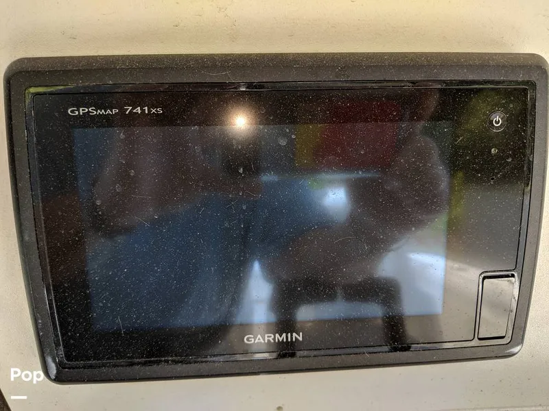 Slide: The Image of Boston Whaler 240 Outrage 2004 - 4853722