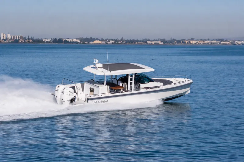 Slide: The Image of Axopar Boats 37 2018 - 13