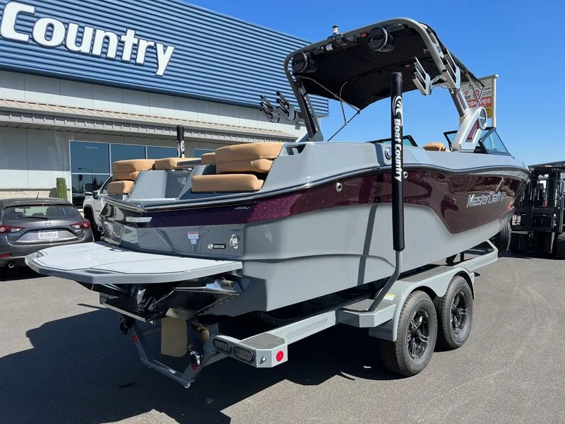 Slide: The Image of MasterCraft XT24 2024 - 5