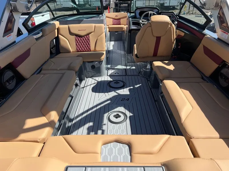 Slide: The Image of MasterCraft XT24 2024 - 9